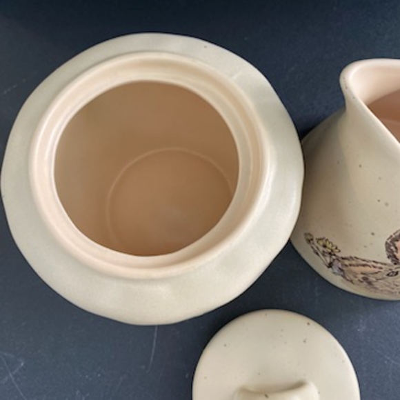 Spectrum Designz Cream Pitcher and Sugar Bowl Set - Picture 5 of 7